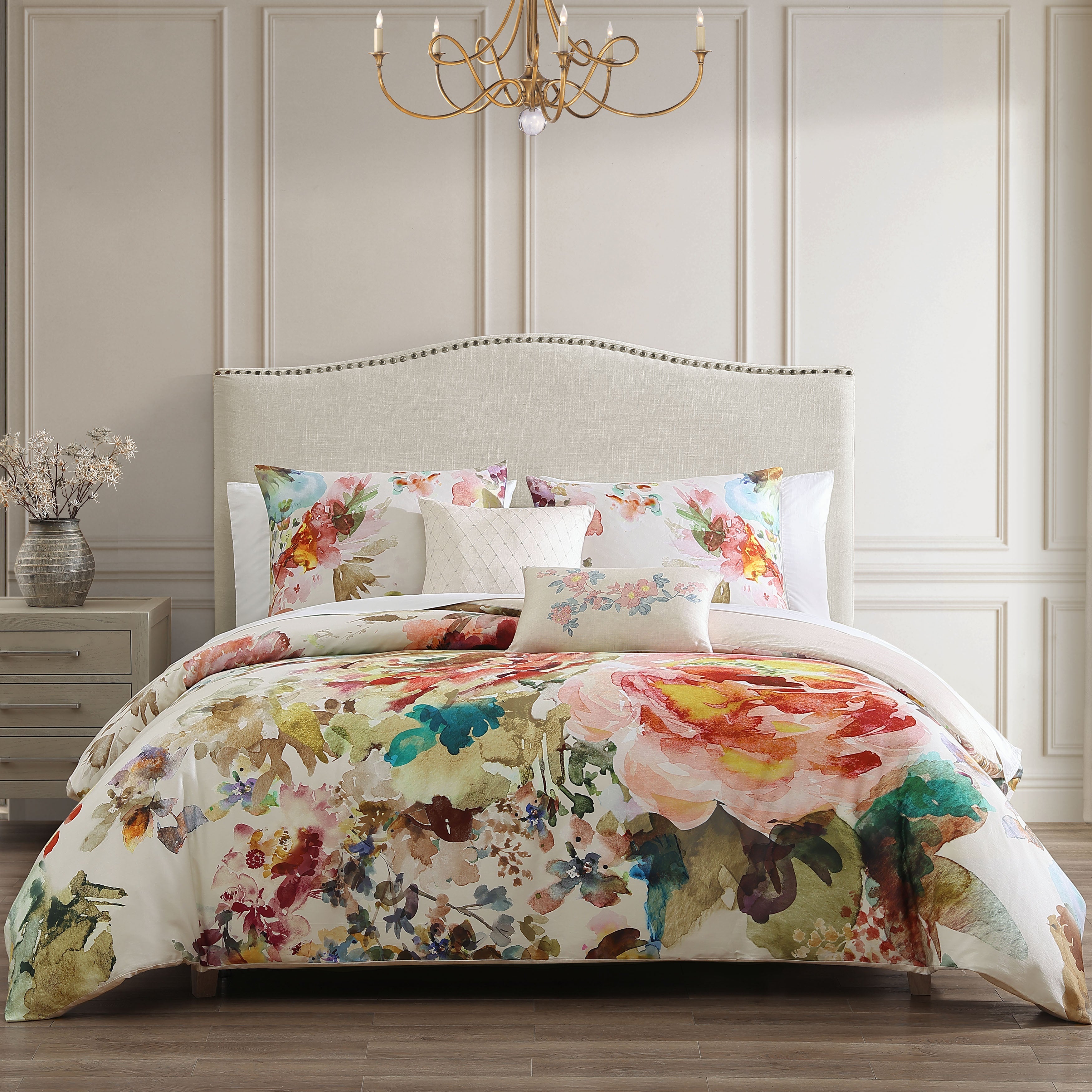 Latest Living Antique Flowers Ivory 5 Piece Reversible Comforter Set