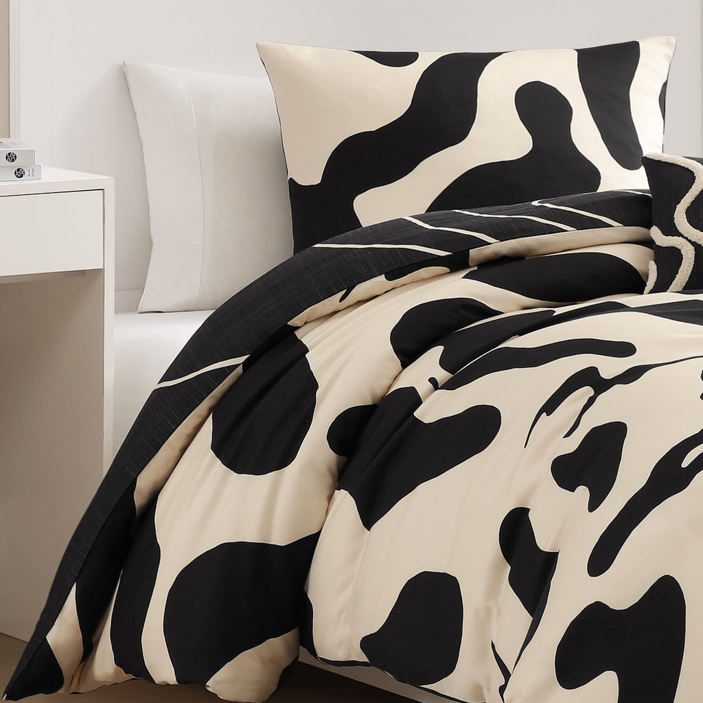Latest Living Ebony and Ivory Reversible Comforter Set