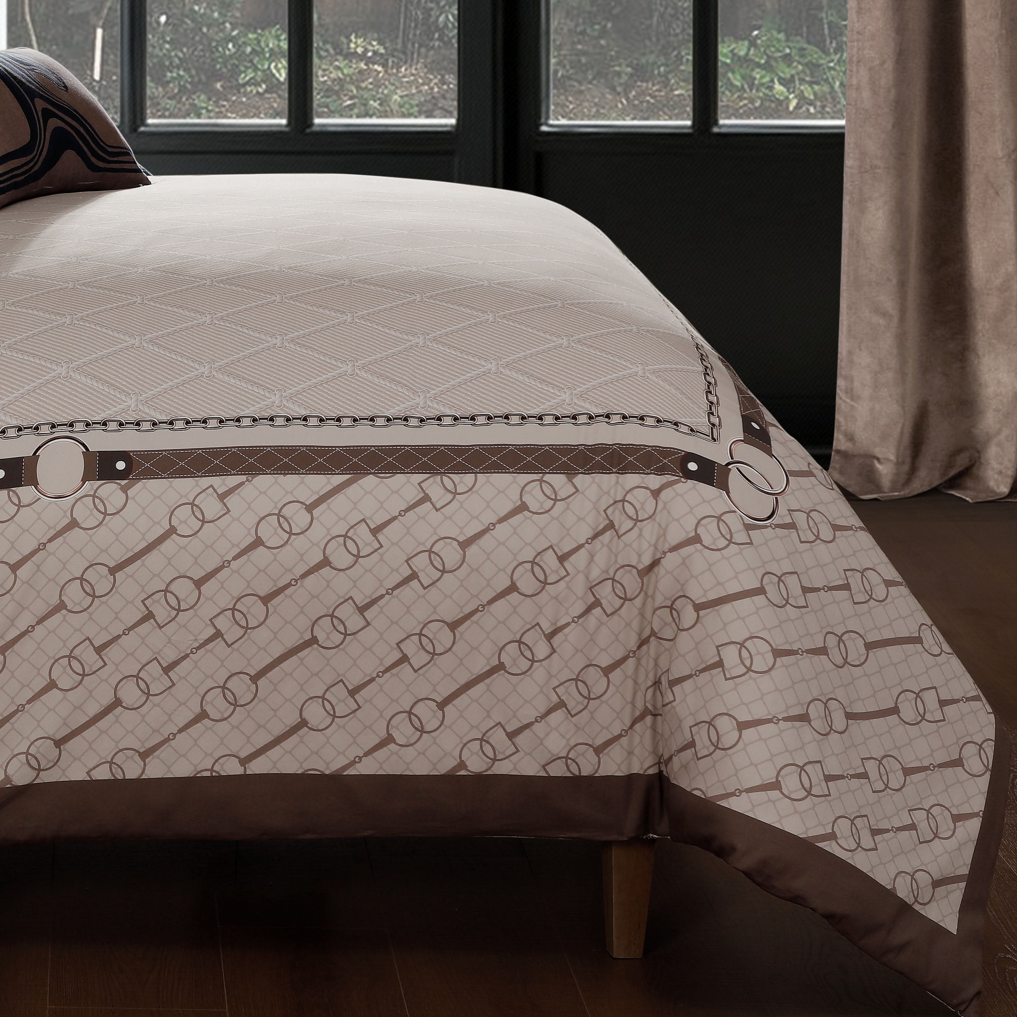 Latest Living Equestrian 5 Piece Reversible Comforter Set