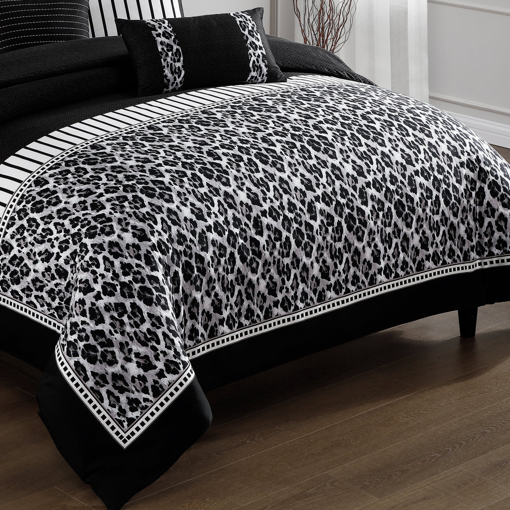Latest Living Jaguar 5 Piece Reversible Comforter Set