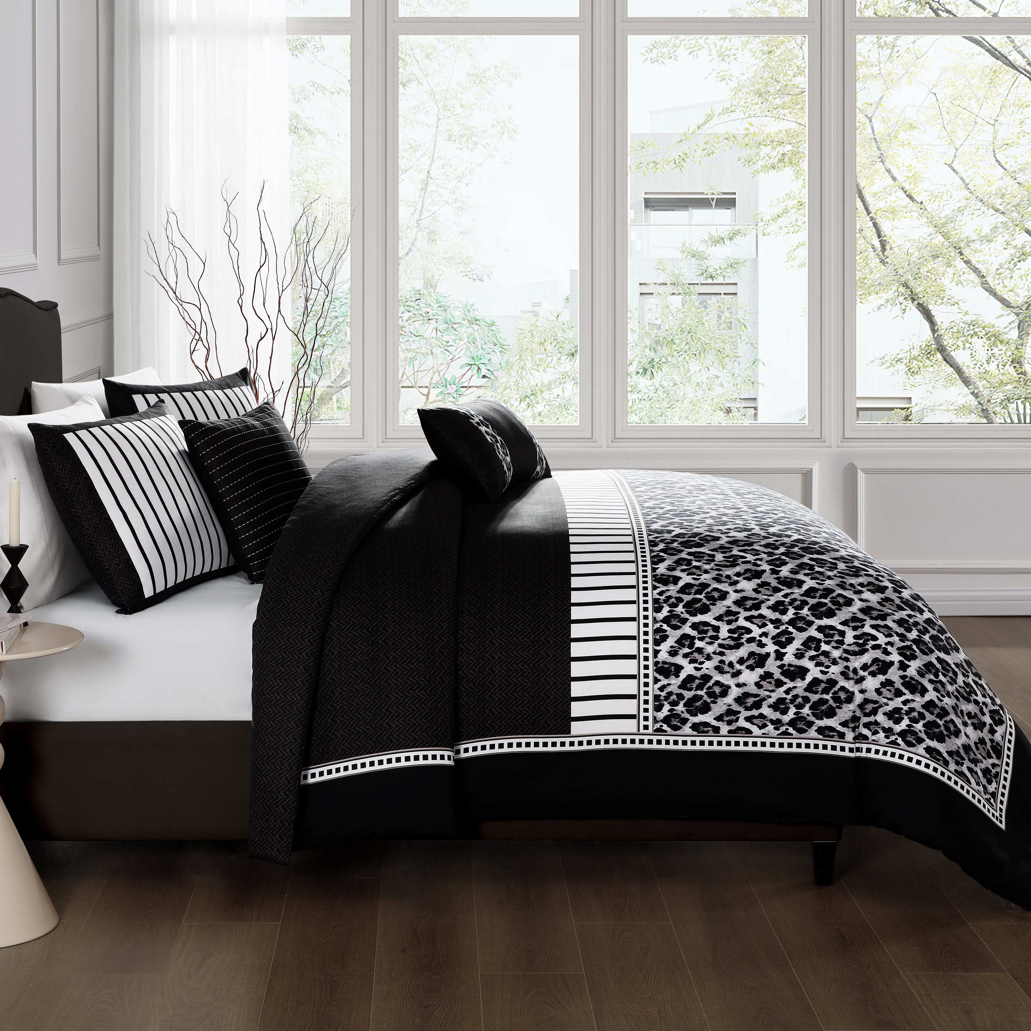 Latest Living Jaguar 5 Piece Reversible Comforter Set