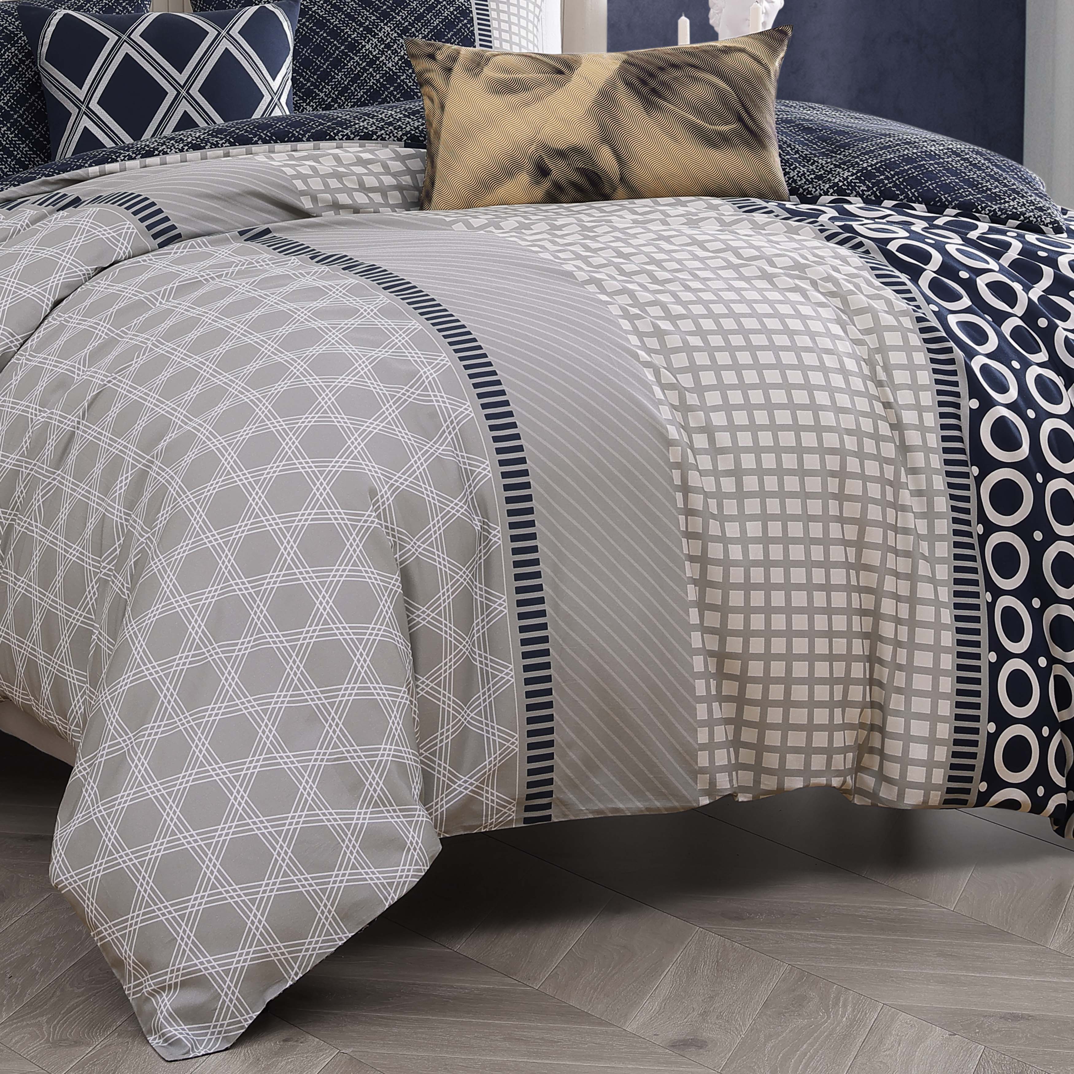 Latest Living Vertigeo 5 Piece Reversible Comforter Set