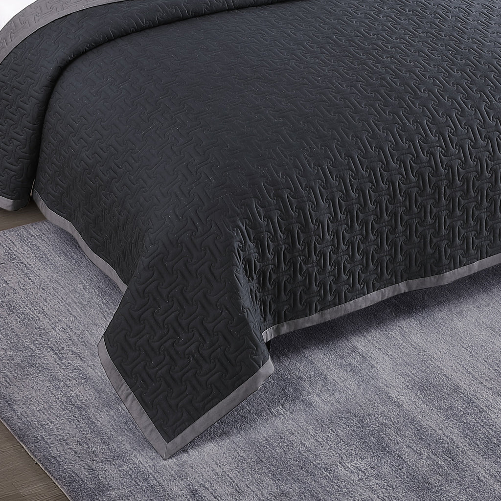 Latest Living 3 Piece Textured Quilted Coverlet Set