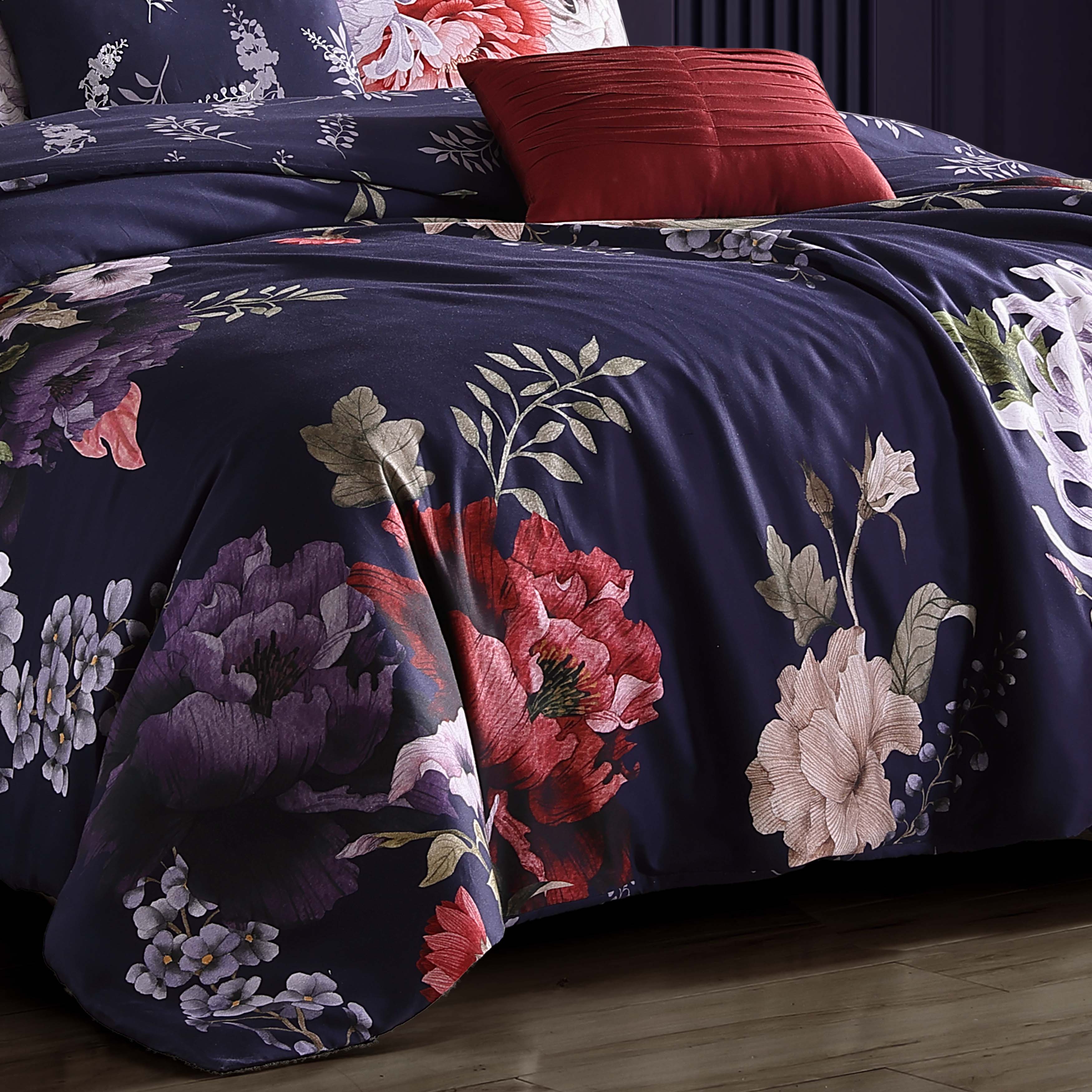 Latest Living Deep Purple Garden 5 Piece Reversible Comforter Set Comforter Sets By Latest Living