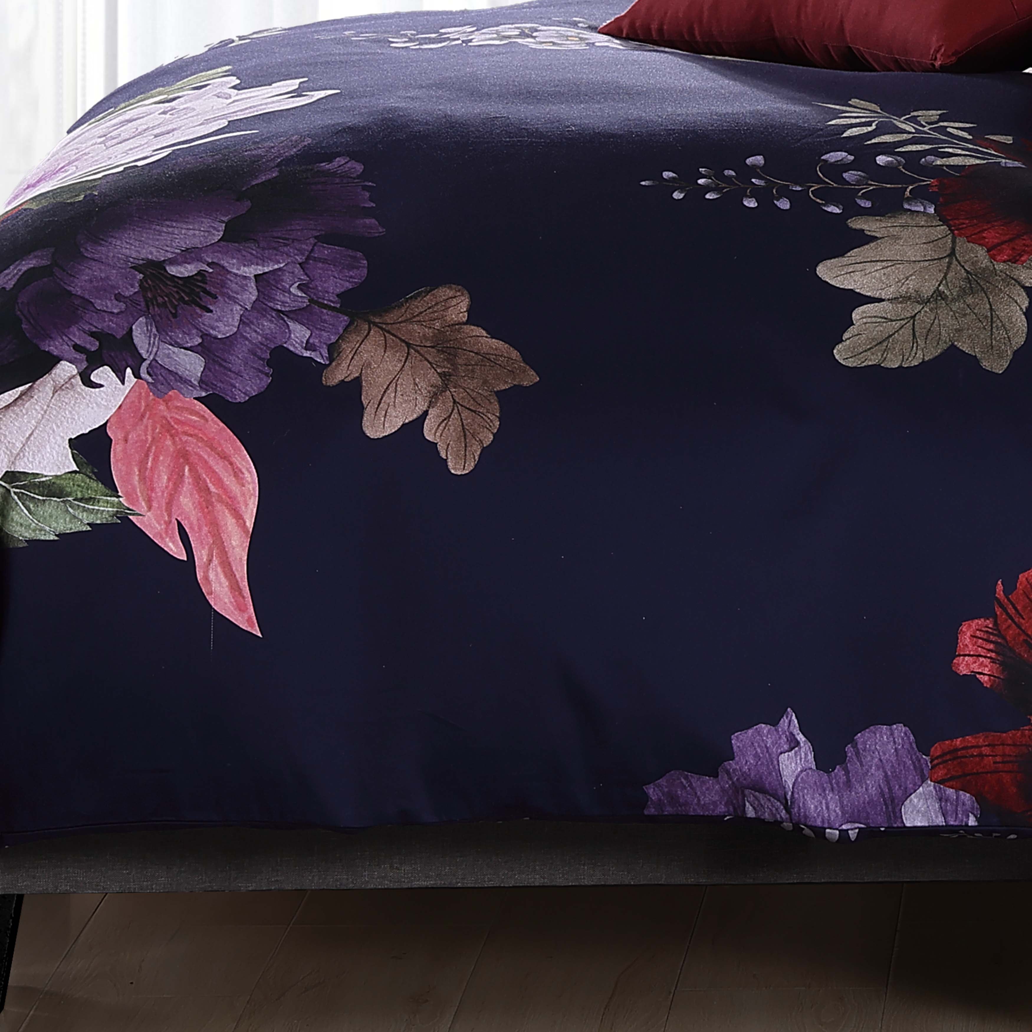 Latest Living Deep Purple Garden 5 Piece Reversible Comforter Set Comforter Sets By Latest Living