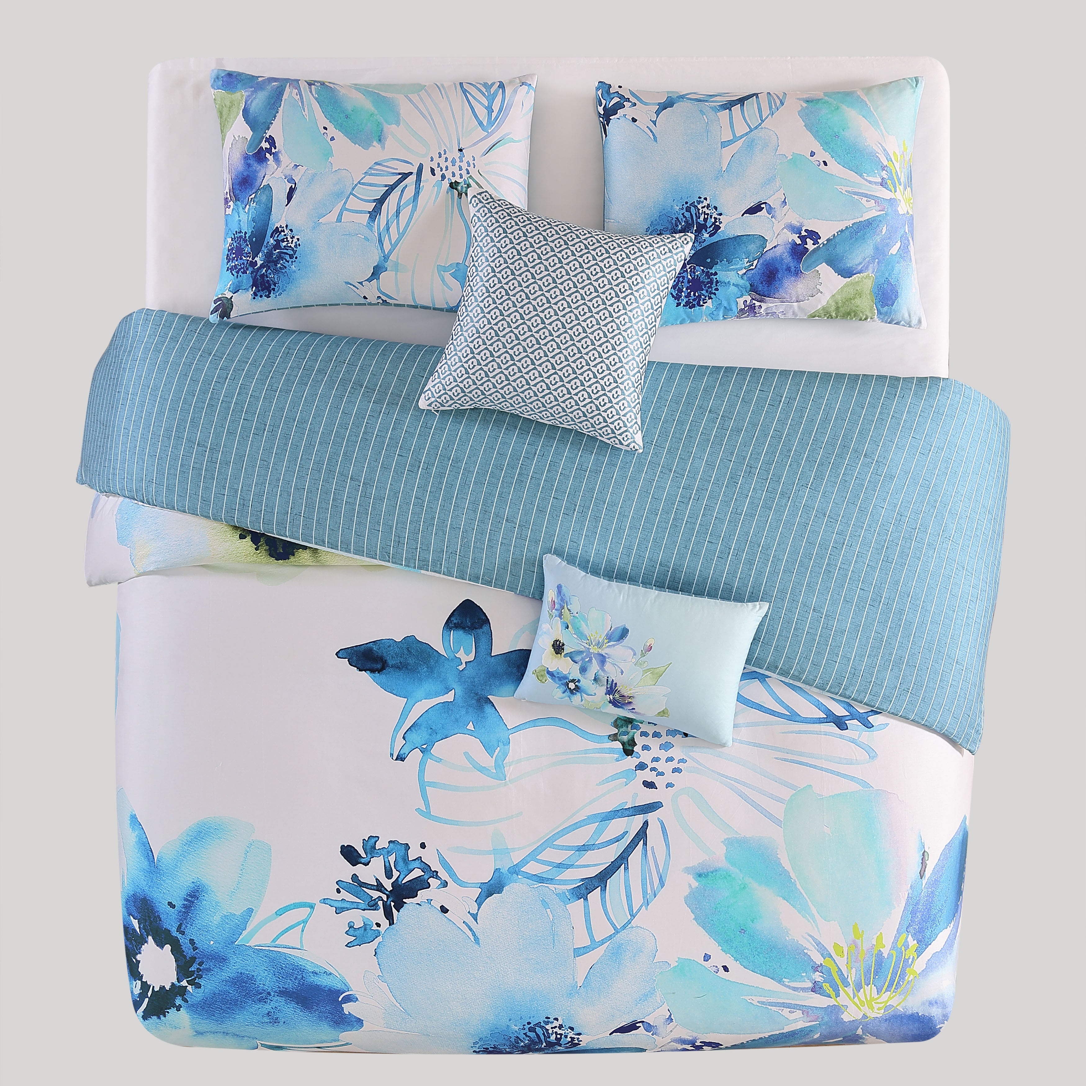 Latest Living Watercolor Blue 5 Piece Reversible Comforter Set