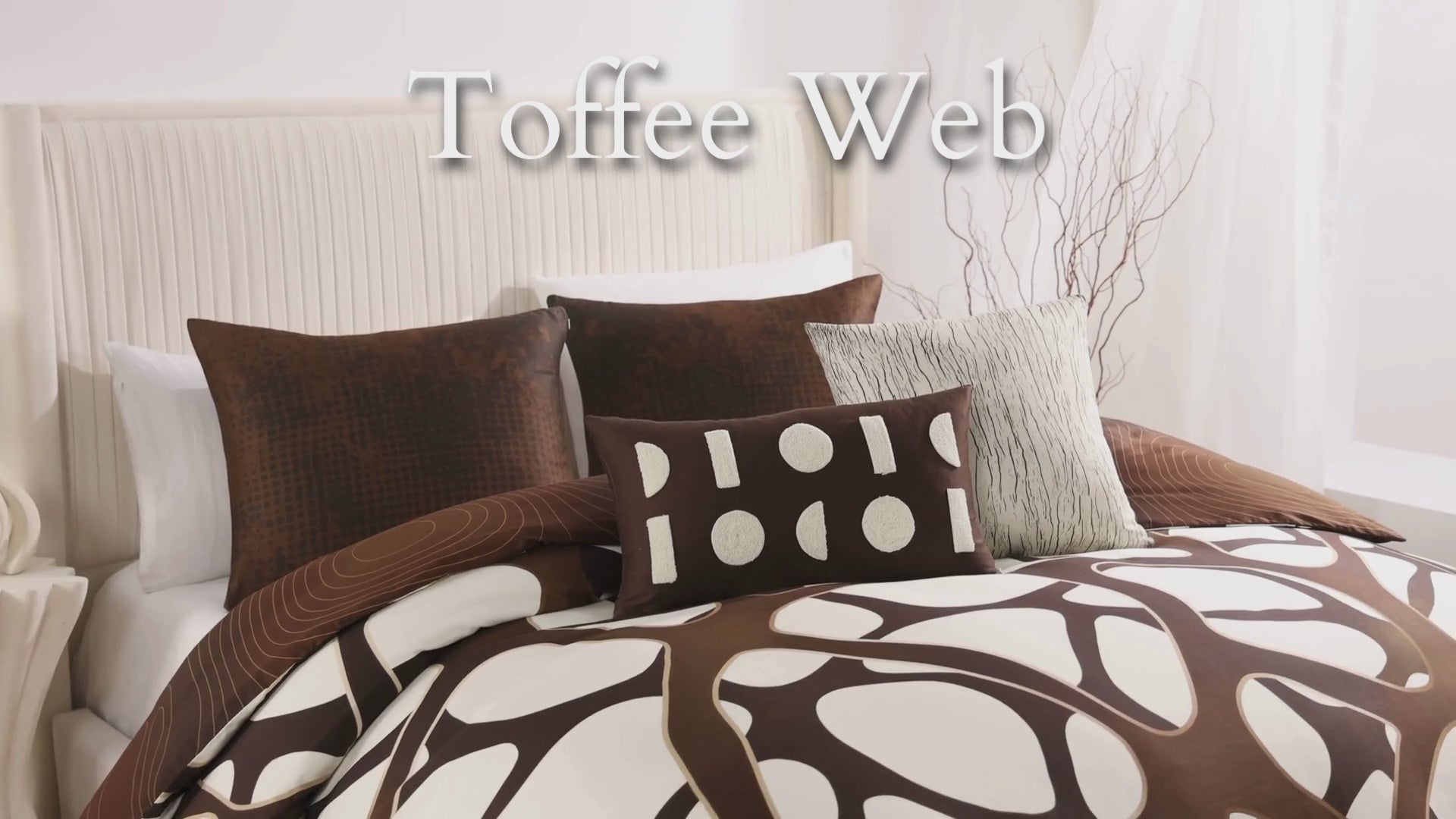 Latest Living Toffee Web 5 Piece Reversible Comforter Set