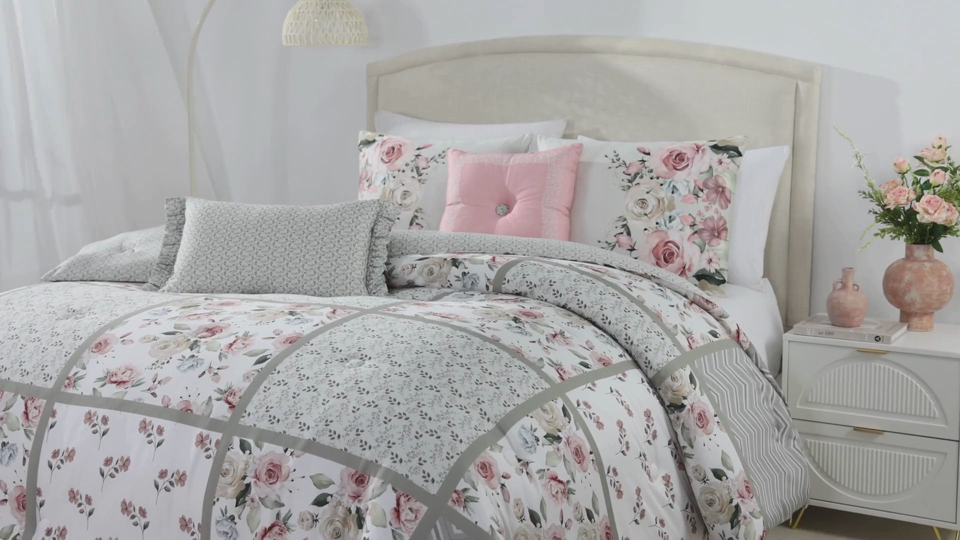 Latest Living Sage Serenity 5 Piece Reversible Comforter Set